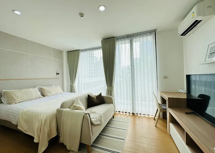 6th Avenue Sukhumvit Bkk 407 Bts Asoke Nana *